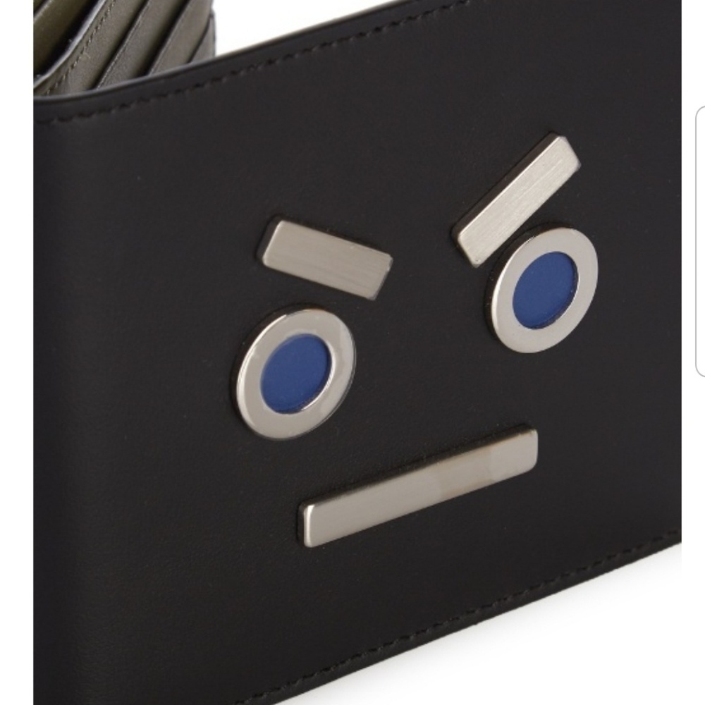 USED authentic Fendi No Words Billfold